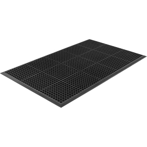 Tapis de s&eacute;rie Competitor, &agrave; fentes, 3' x 5' x 7/8", Noir, Caoutchouc naturel Smart Ofis