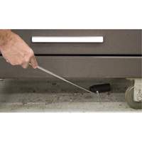 Outil collecteur magn&eacute;tique et flexible, Longueur de 23-1/2", Capacit&eacute; de 2,5 lb Smart Ofis