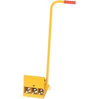 Cale de roue avec poign&eacute;e ergonomique, Acier, Jaune, 8" la x 10-3/4" p x 9-1/8" h Smart Ofis