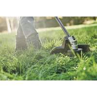Max* Cordless Brushless Attachment-Capable String Trimmer, 17", Battery Powered, 60 V Smart Ofis